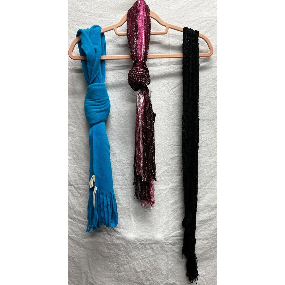 Set Of 3 Scarves Old Navy and Avenue Womens Winter Accessories Blue Pink Black